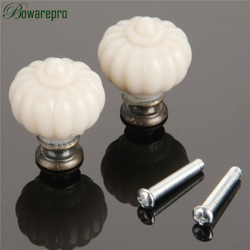 Bouton d'armoire en forme de A - Furniture Hardware Latch avis et prix