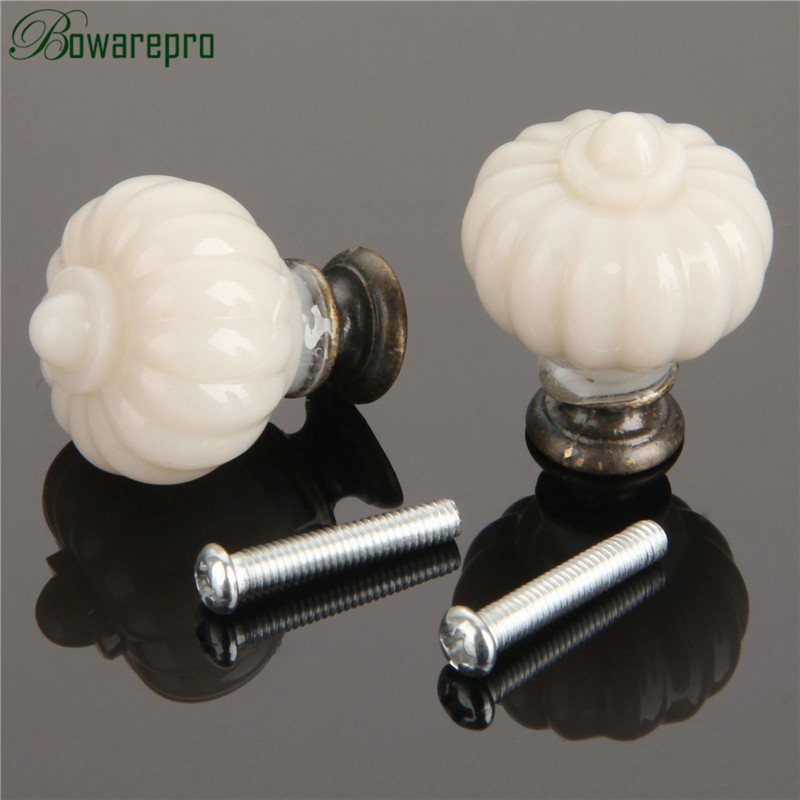 Bouton d'armoire en forme de A - Furniture Hardware Latch avis et prix